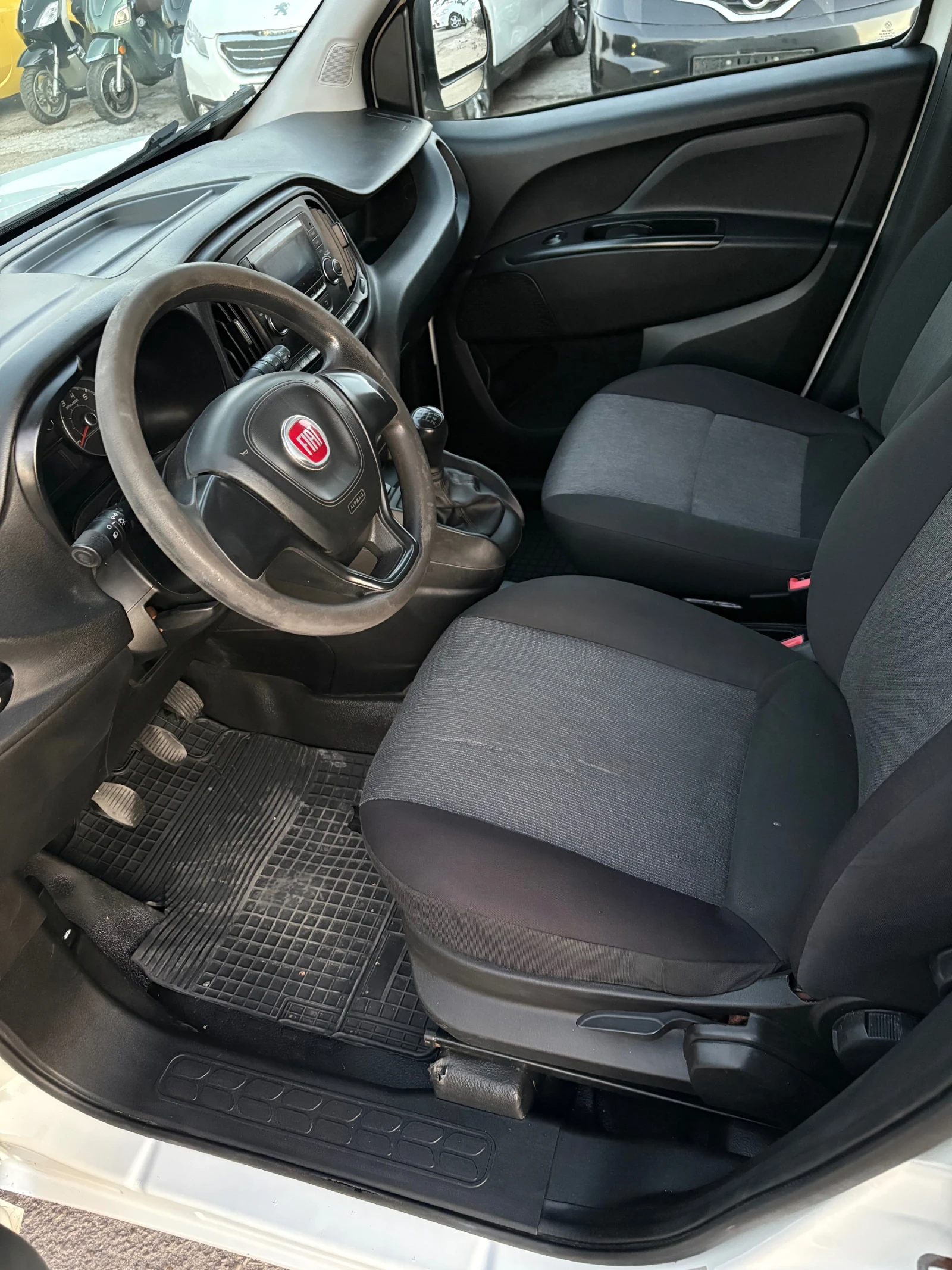 Fiat Doblo 1.3 MDJET , снимка 5 - Автомобили и джипове - 55239633
