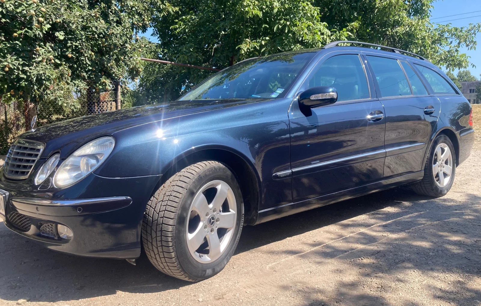 Mercedes-Benz E 320 3.2 V6 5G На Задно Без Газ, снимка 5 - Автомобили и джипове - 55638811