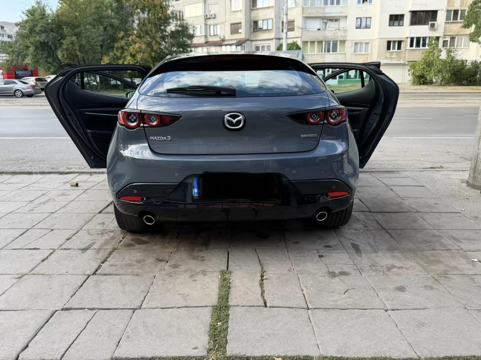 Mazda 3, снимка 5 - Автомобили и джипове - 55613853