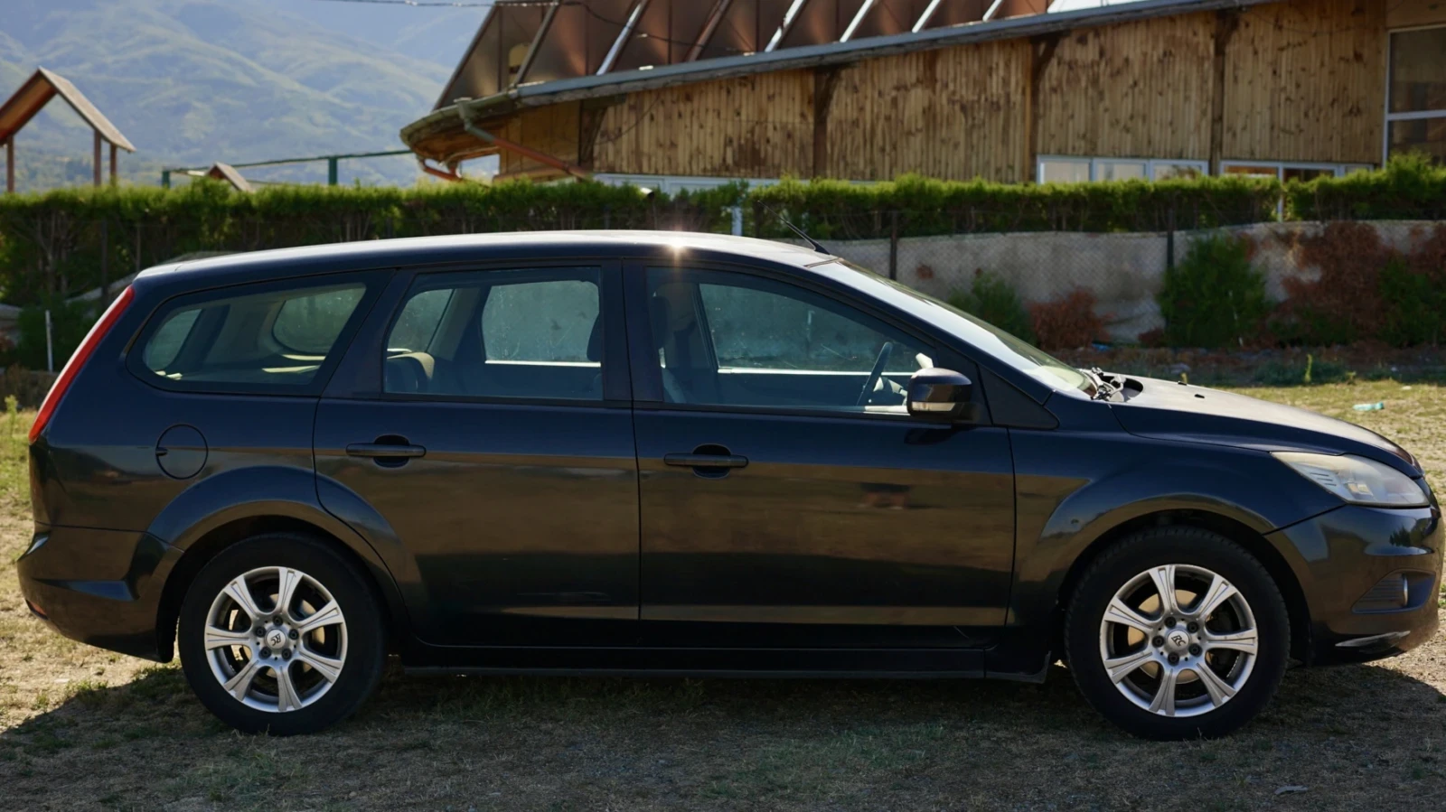 Ford Focus 1.6 TDCi | 90 к.с., снимка 4 - Автомобили и джипове - 56086174