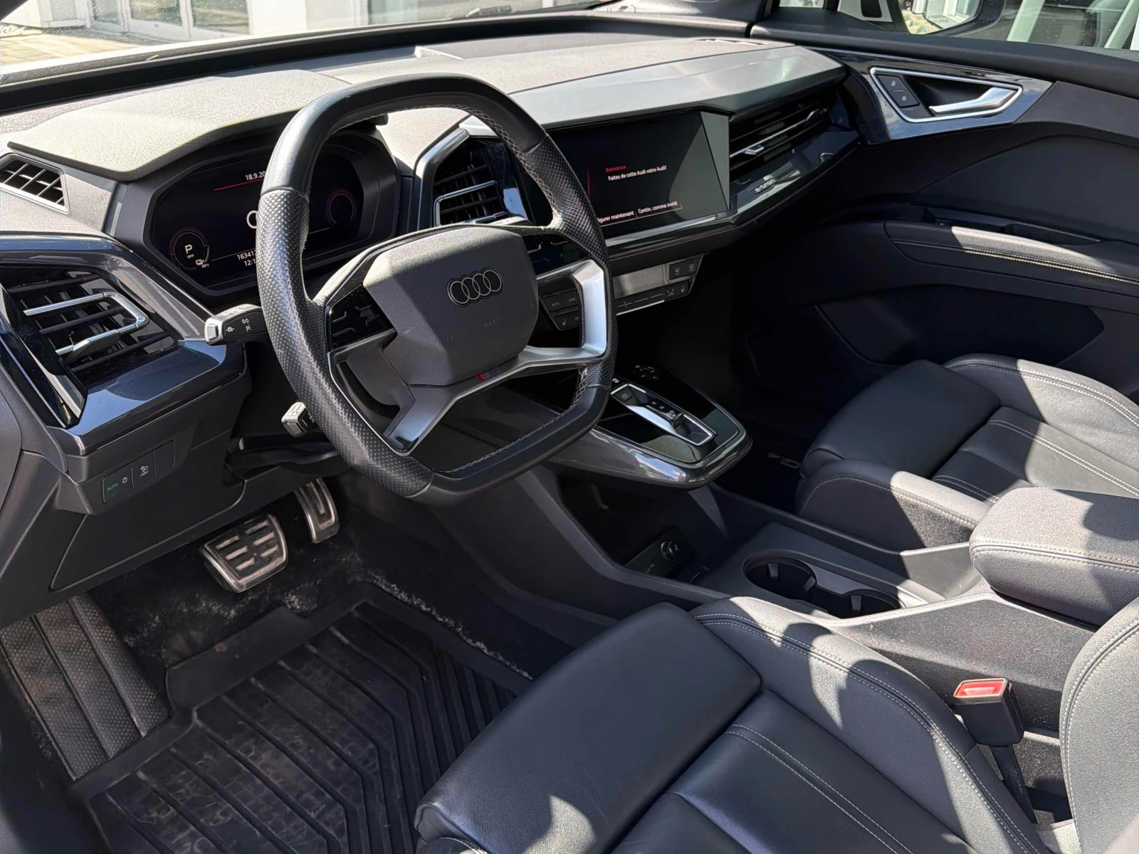 Audi E-Tron / Q4 / ОТ ПРЕДСТАВИТЕЛСТВО / АВТОКРЕДИТ, снимка 7 - Автомобили и джипове - 56134340