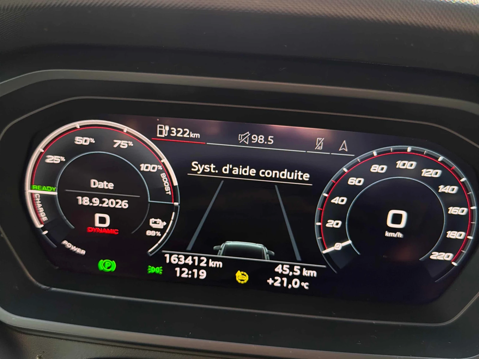 Audi E-Tron / Q4 / ОТ ПРЕДСТАВИТЕЛСТВО / АВТОКРЕДИТ, снимка 8 - Автомобили и джипове - 56134340