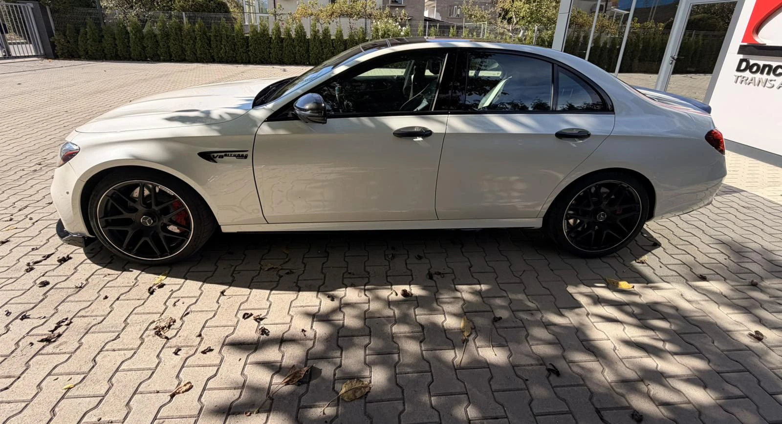 Mercedes-Benz E 63 AMG, снимка 8 - Автомобили и джипове - 56566640