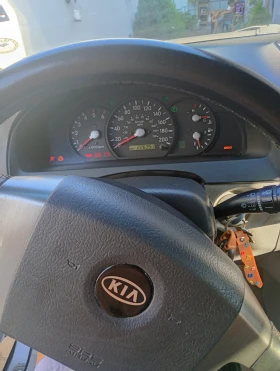 Kia Sorento - 2500 € / 4889.57 лв. - 52913402 4
