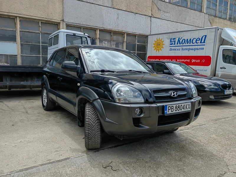 Hyundai Tucson, снимка 9 - Автомобили и джипове - 47511216