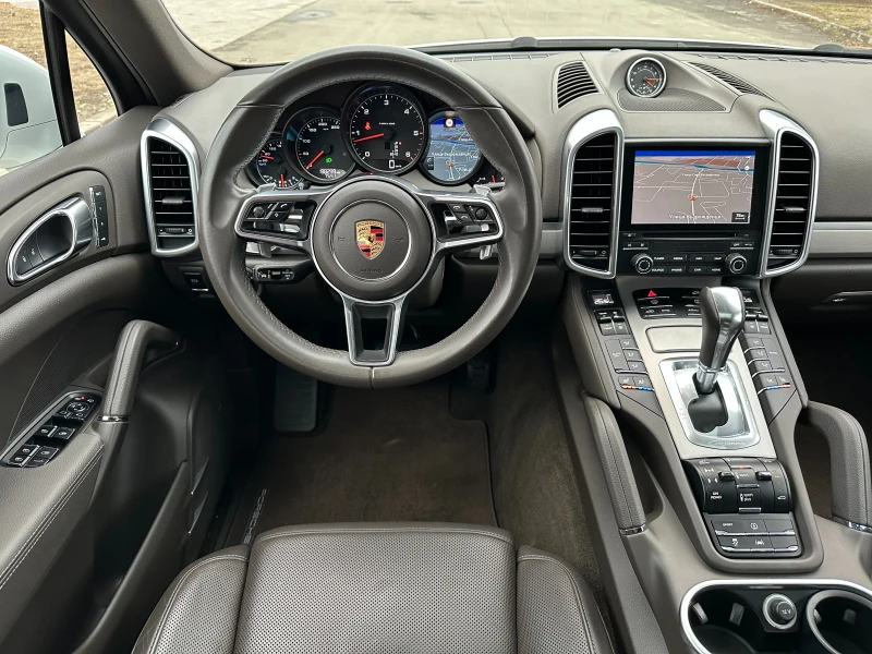 Porsche Cayenne 3.0D PLATINUM EDITION FACELIFT, снимка 10 - Автомобили и джипове - 48284677