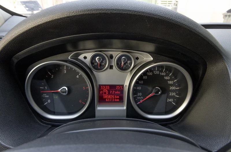 Ford Kuga, снимка 10 - Автомобили и джипове - 51658168