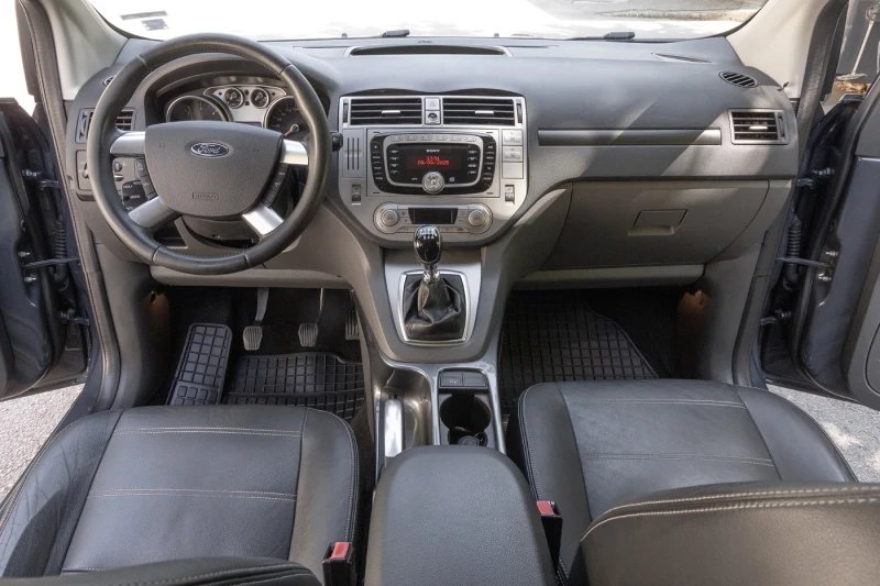 Ford Kuga, снимка 9 - Автомобили и джипове - 51658168