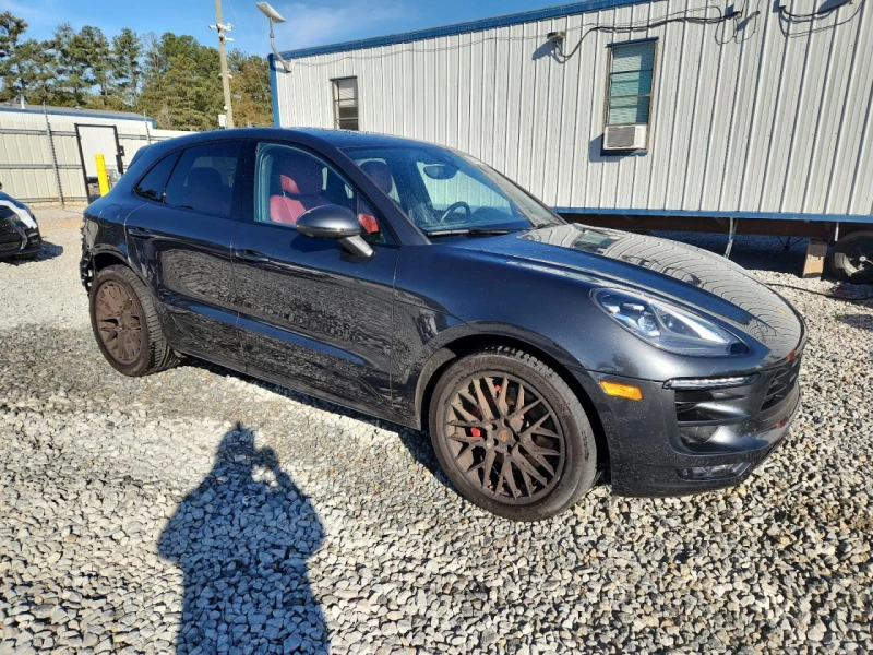 Porsche Macan GTS 4WD, снимка 2 - Автомобили и джипове - 52835507