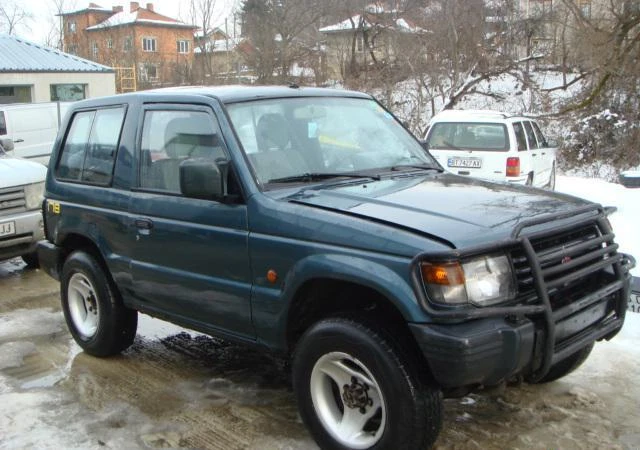 Mitsubishi Pajero 2.5 tdi, снимка 1 - Автомобили и джипове - 46834027