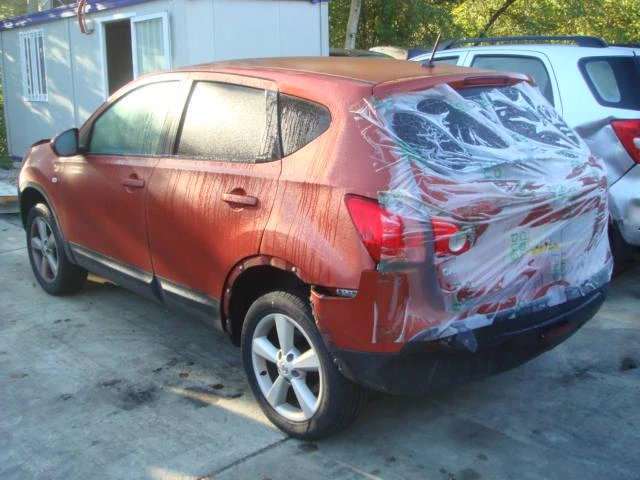 Nissan Qashqai 2.0 16V, снимка 3 - Автомобили и джипове - 46834300