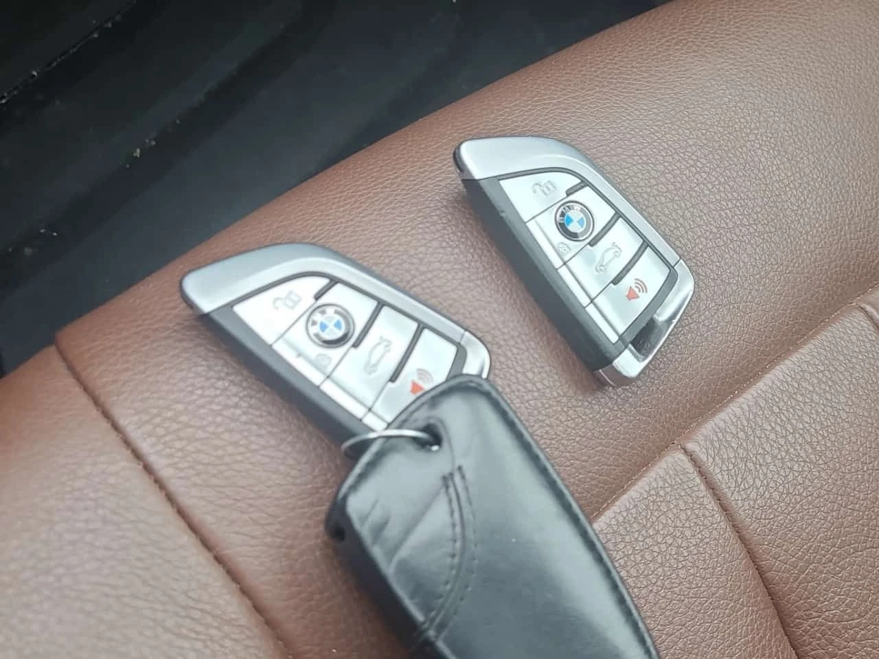 BMW X5 * XDRIVE40E * CARFAX * 2 КЛЮЧА * ПАНОРАМА, снимка 8 - Автомобили и джипове - 53872099