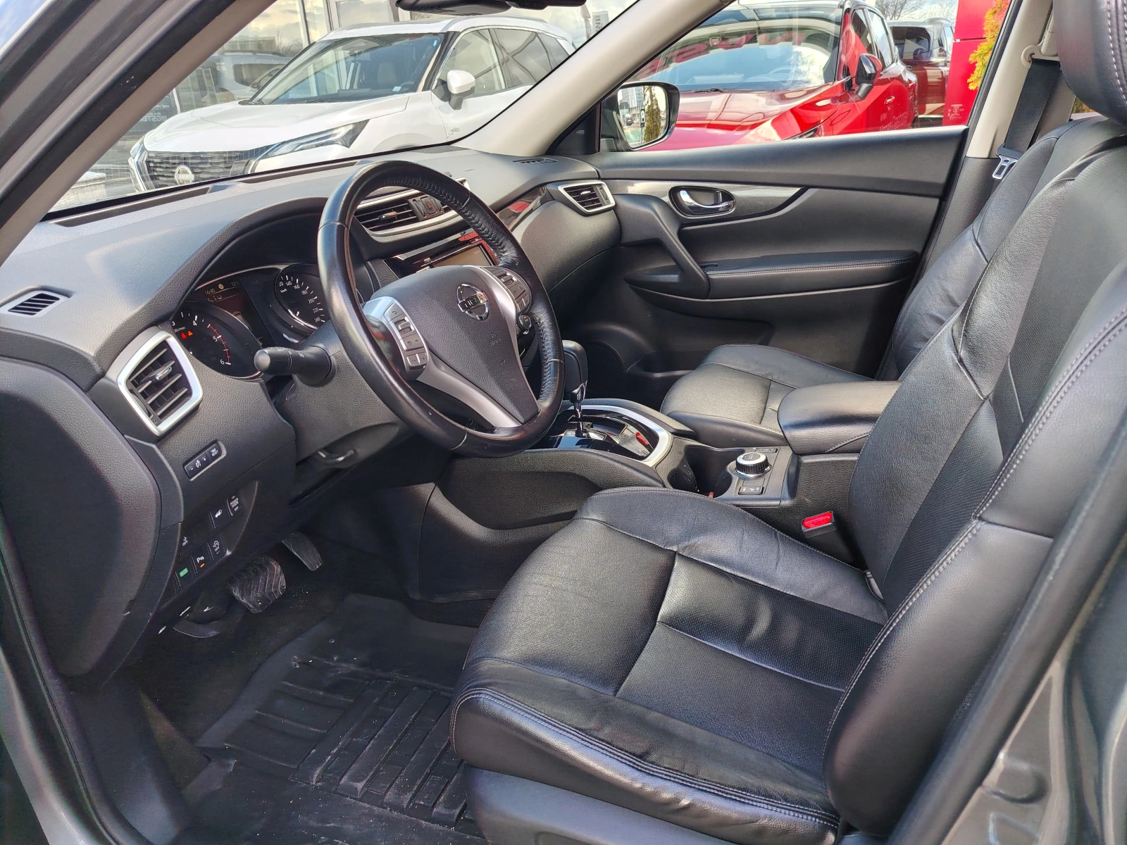 Nissan X-trail Ultimate, снимка 4 - Автомобили и джипове - 54112796