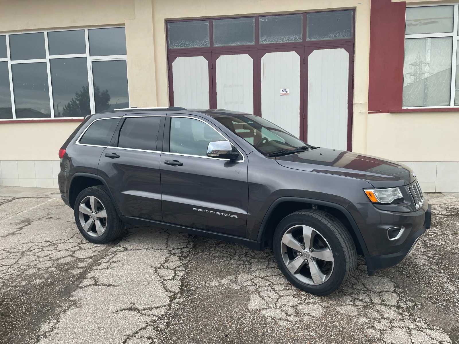 Jeep Grand cherokee 3.6 LIMITED (Пружини), снимка 2 - Автомобили и джипове - 54885855