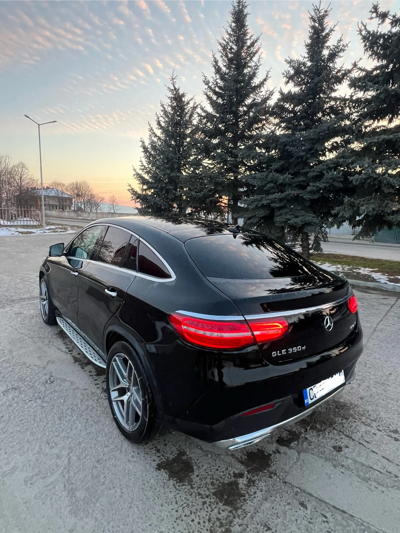 Mercedes-Benz GLE 350 Coupe, снимка 8 - Автомобили и джипове - 54906330
