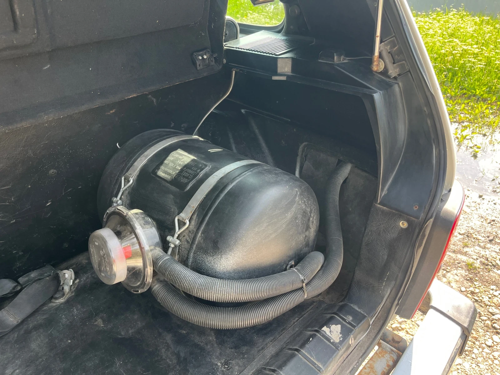 Lada Niva 1.7i 40000km ГАЗ, снимка 5 - Автомобили и джипове - 55038063