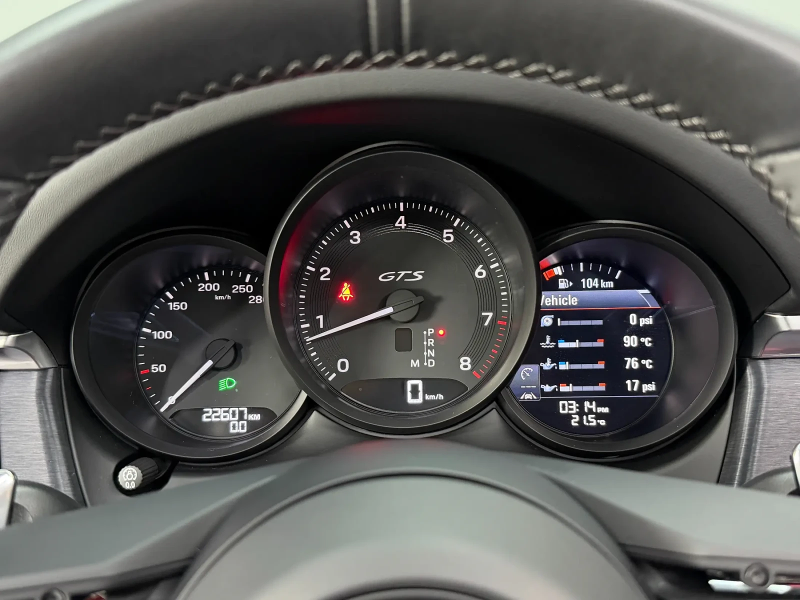 Porsche Macan GTS| JET BLACK| DISTRONIC| ПАНО| ОБДУХ| BOSE| 360, снимка 8 - Автомобили и джипове - 55062060