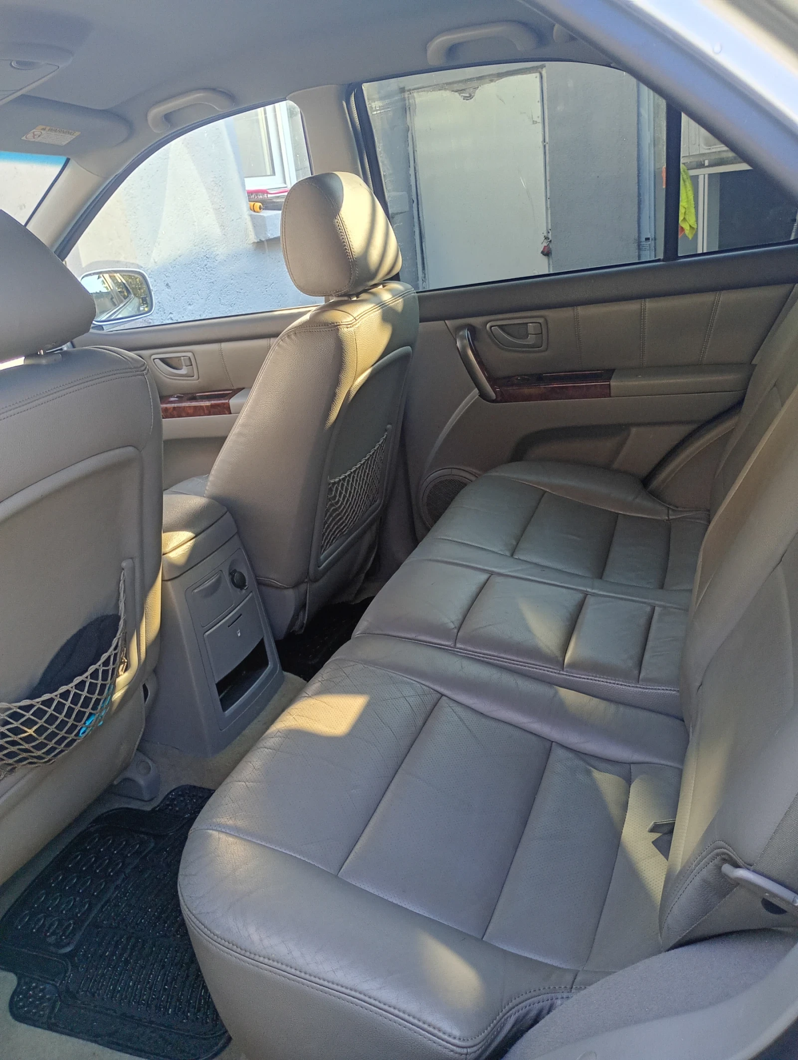 Kia Sorento, снимка 14 - Автомобили и джипове - 55545040