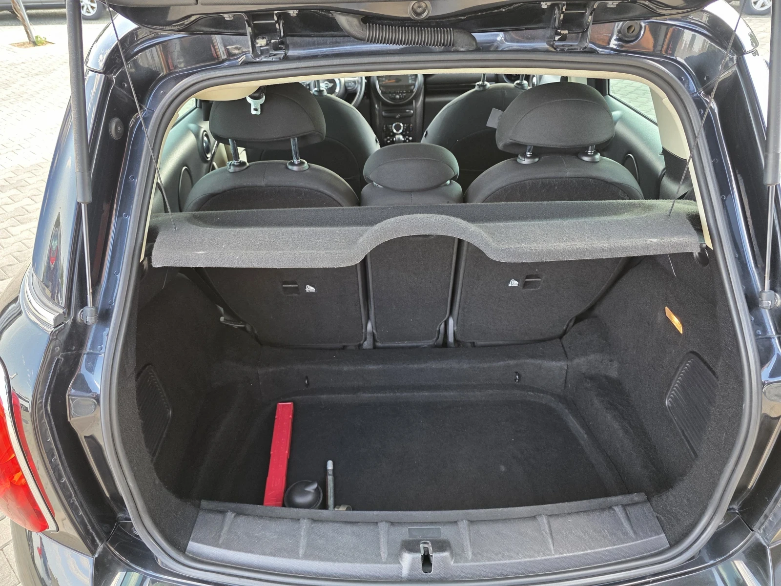 Mini Countryman 2.0D euro6B , снимка 13 - Автомобили и джипове - 55905882