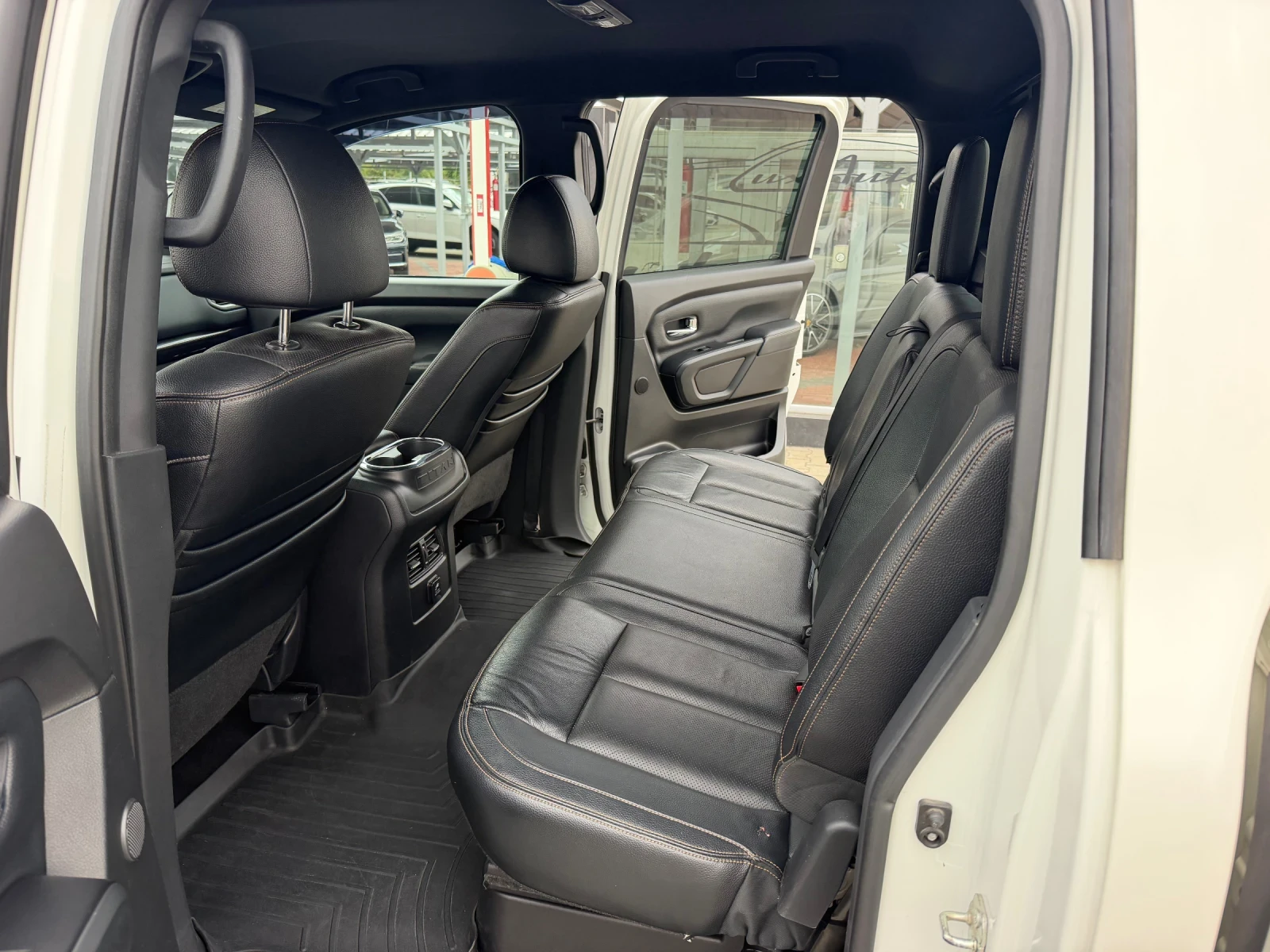Nissan Titan crew cab LPG-ГАЗОВА УРЕДБА#FULL FULL, снимка 11 - Автомобили и джипове - 55956848