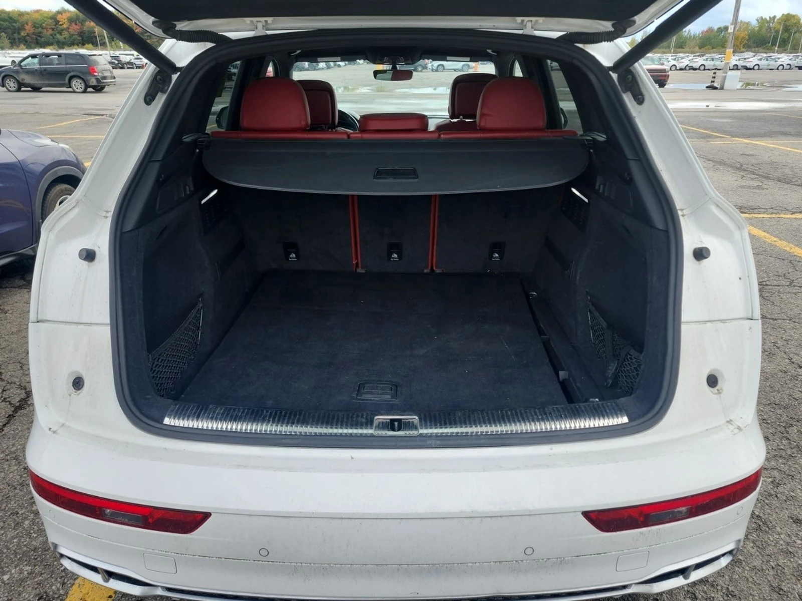 Audi SQ5 quattro * Панорама * АвтоКредит (ЦЕНА ДО БГ), снимка 6 - Автомобили и джипове - 56333082