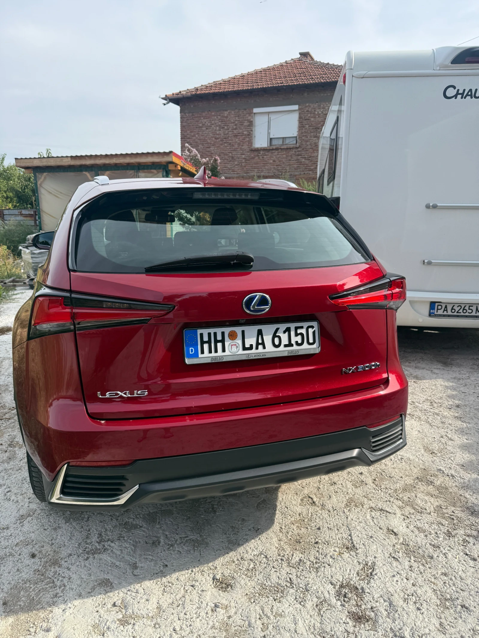 Lexus NX 300h, снимка 2 - Автомобили и джипове - 56633567