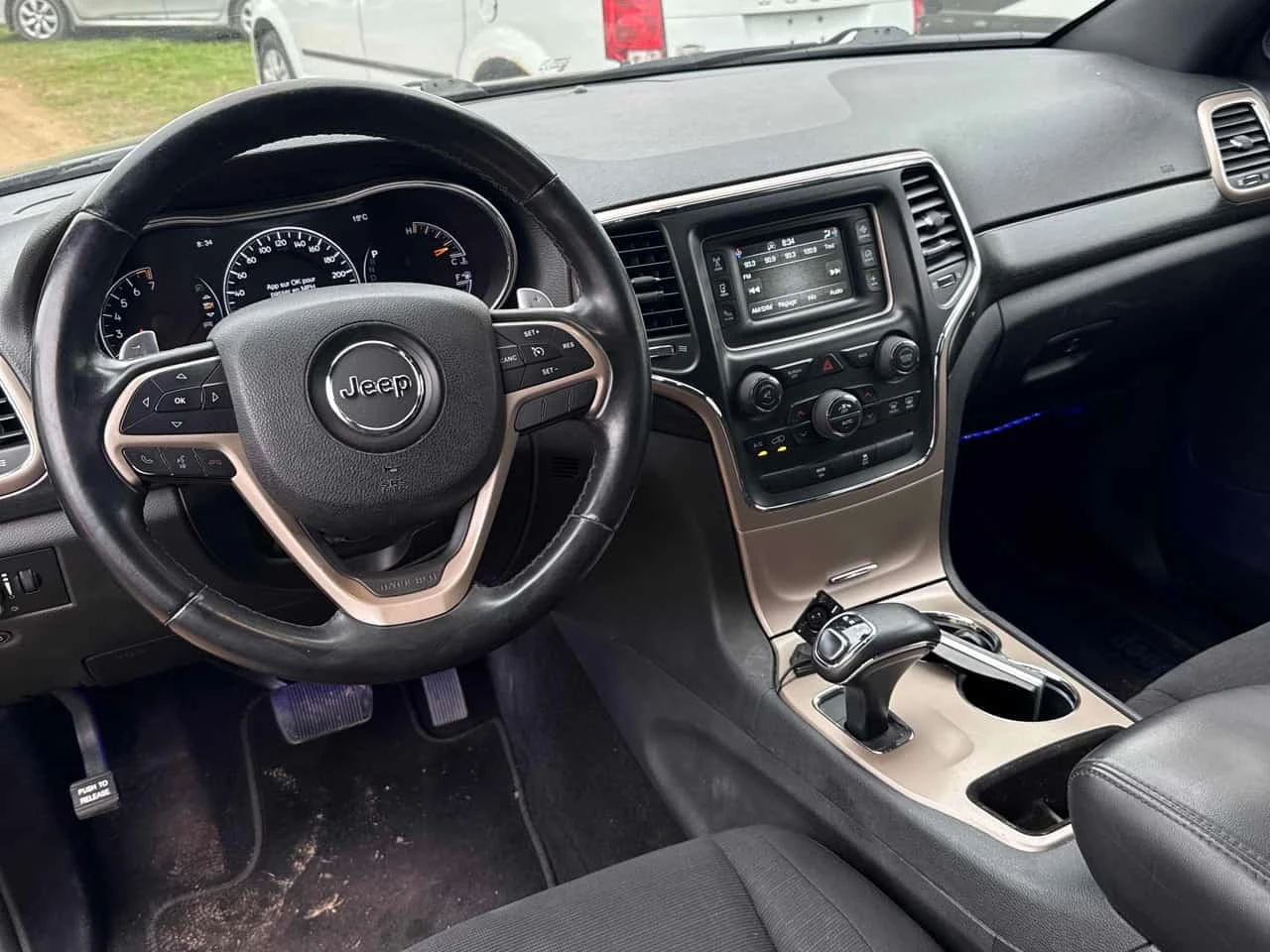 Jeep Grand cherokee * Laredo * CARFAX * ��� ������������ ������ | Mobile.bg � ����������� 9
