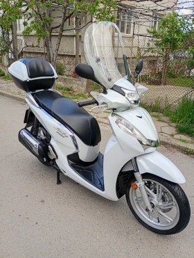 Honda Sh 2017 300i ABS, LED, Keyless , снимка 12