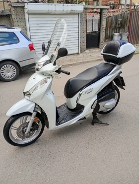 Honda Sh 2017 300i ABS, LED, Keyless , снимка 13