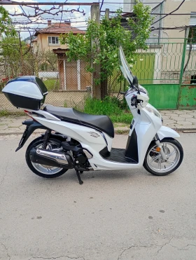 Honda Sh 2017 300i ABS, LED, Keyless , снимка 7