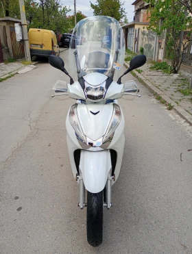 Honda Sh 2017 300i ABS, LED, Keyless , снимка 4