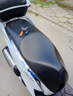 Honda Sh 2017 300i ABS, LED, Keyless , снимка 10