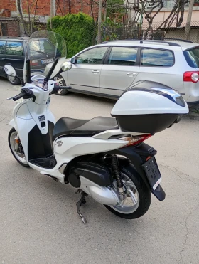 Honda Sh 2017 300i ABS, LED, Keyless , снимка 15