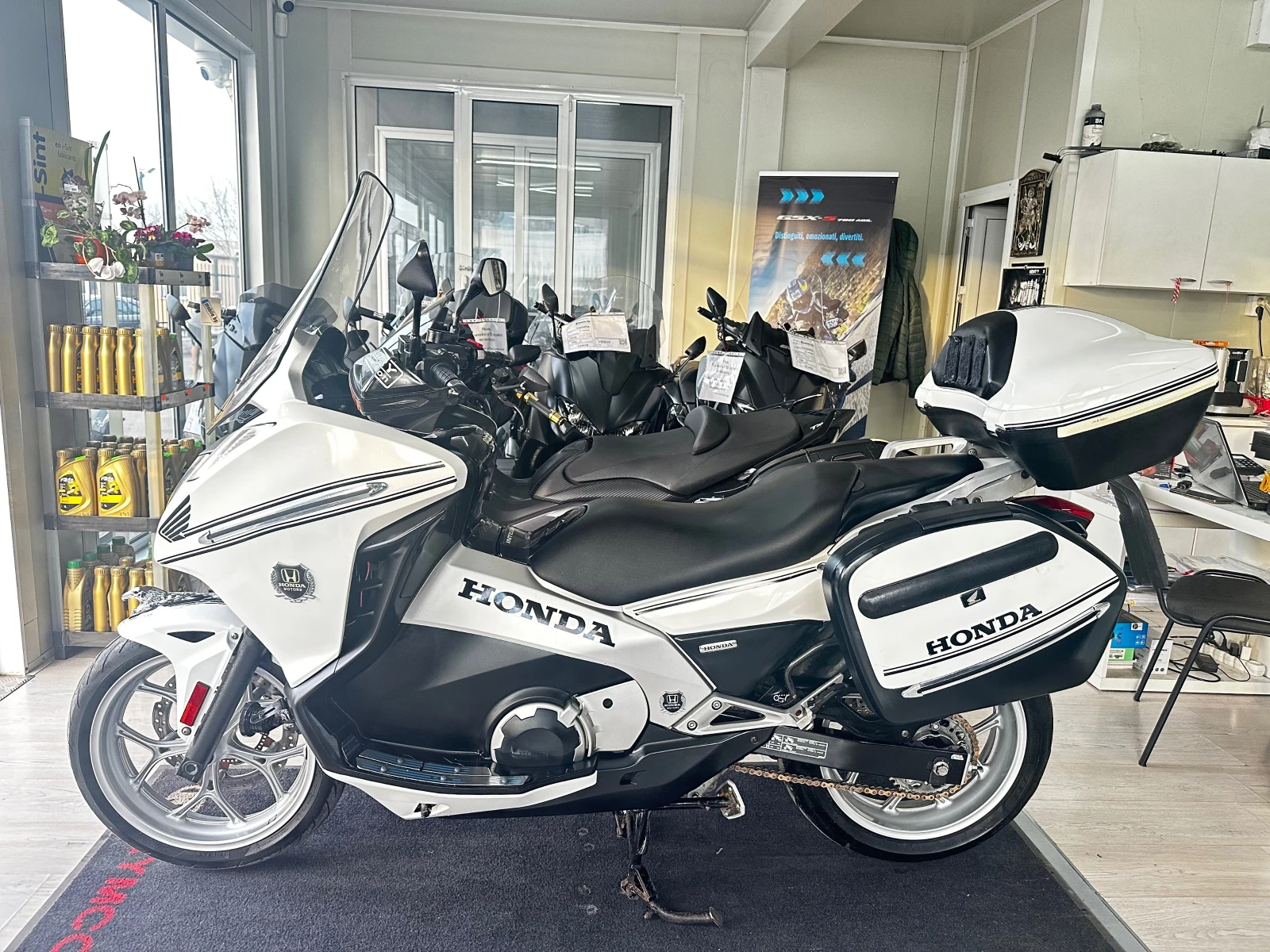 Honda Integra 700i ABS 2012. | Mobile.bg   12