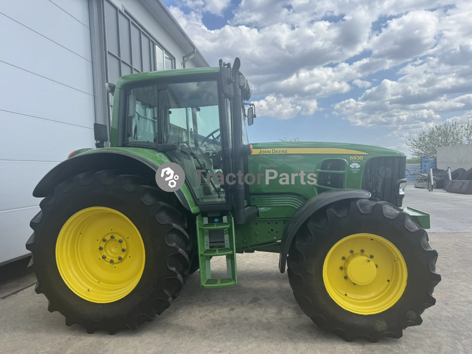 Трактор John Deere 6830 Premium  - изображение 5