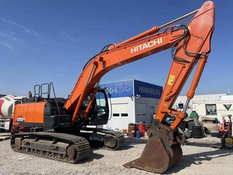 Багер Hitachi ZX 250 LCN-6, снимка 11 - Индустриална техника - 44494456