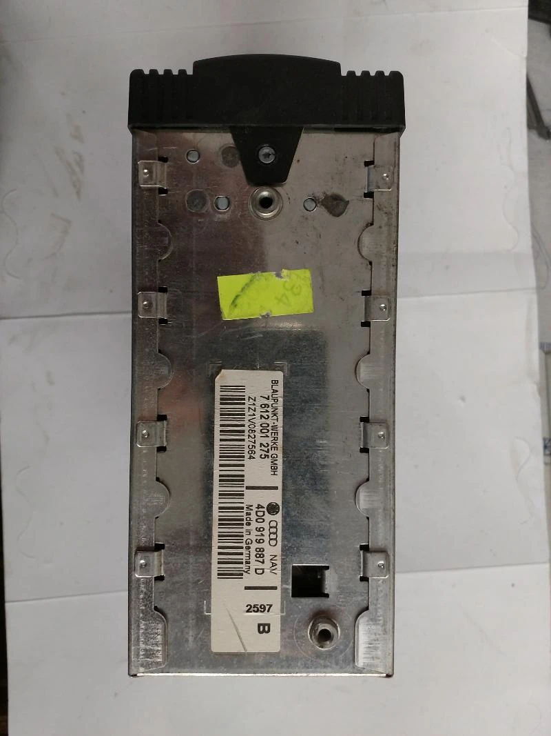 Интериор и аксесоари за Audi A8, снимка 2 - Части - 53108708