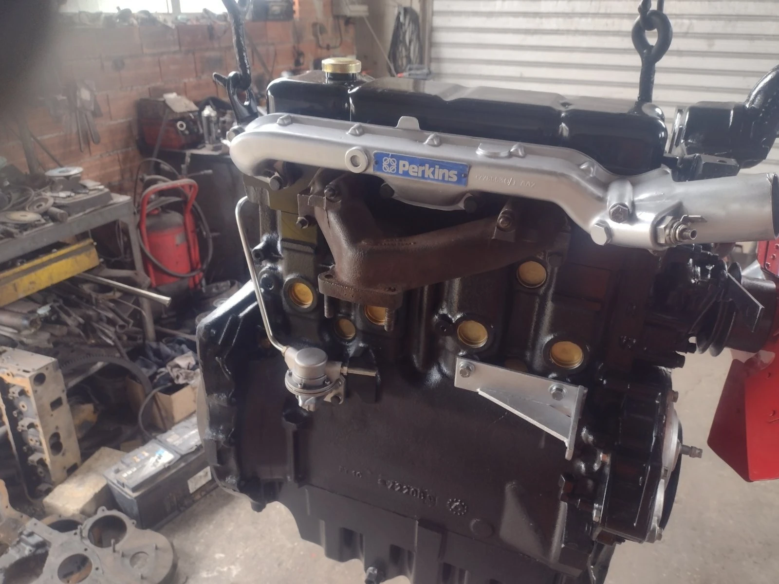 ������ � �������� �� ��������� Perkins | Mobile.bg � ����������� 3