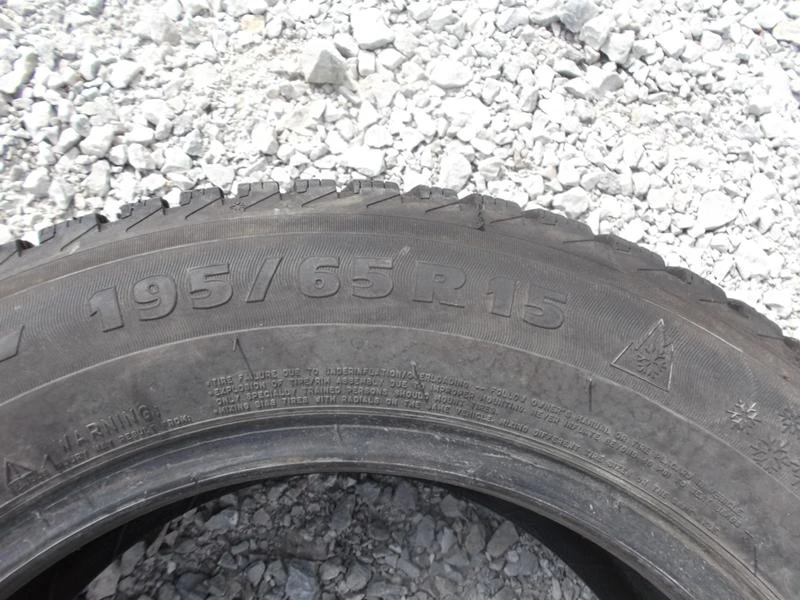 Гуми Зимни 195/65R15, снимка 5 - Гуми и джанти - 21380286