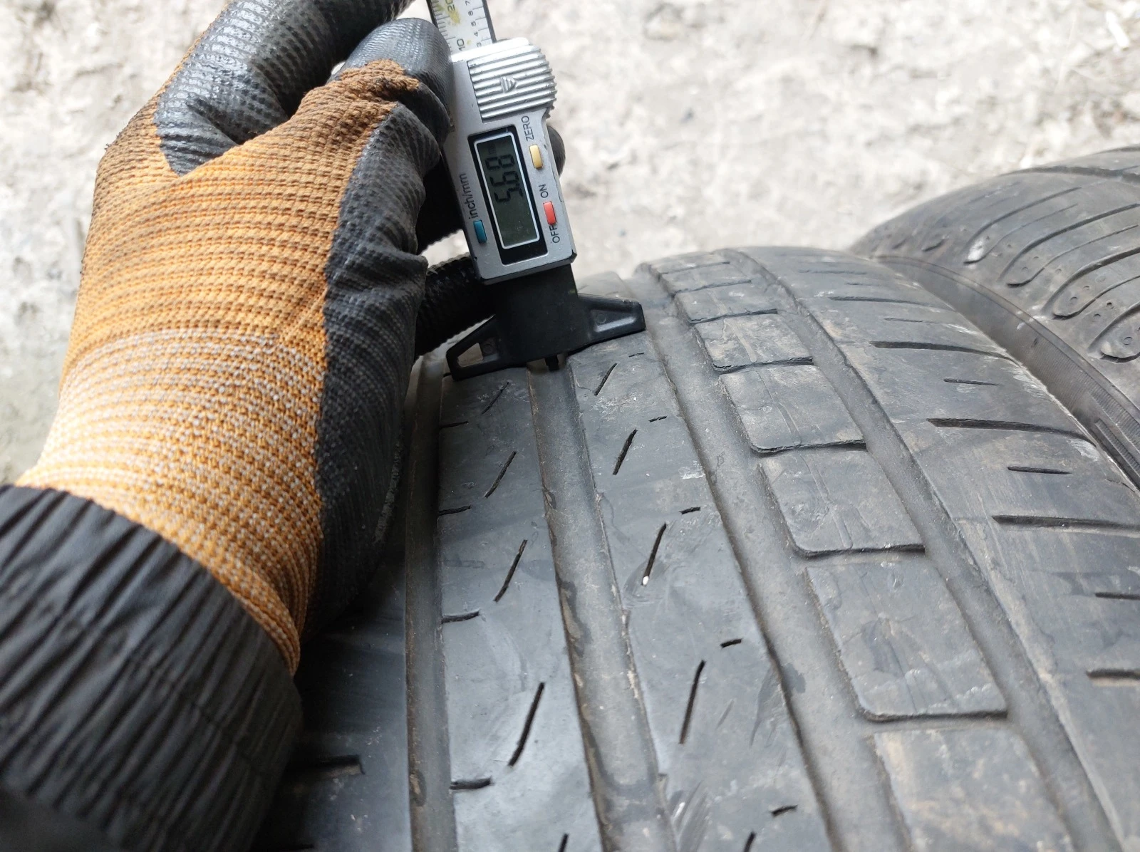 ���� 235/40R19 | Mobile.bg � ����������� 4