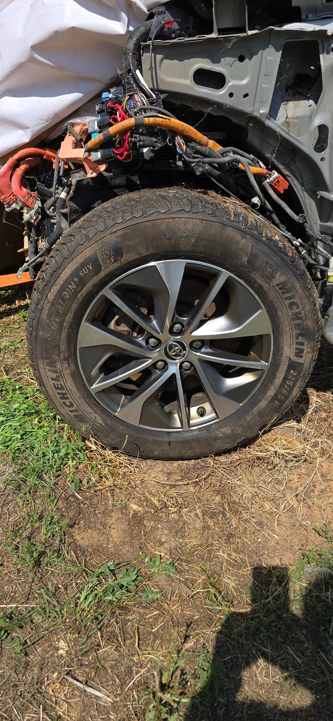 ���� � ������ 225/65R17 �� Toyota Rav4 | Mobile.bg � ����������� 3