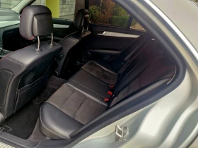 Mercedes-Benz C 250 4MATIC, снимка 9