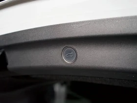 Tesla Model Y Long Range AWD, снимка 16