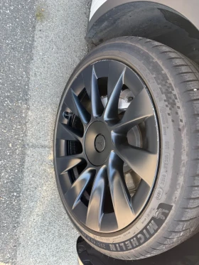 Tesla Model Y Long Range Dual Motor AWD Aut. Pano LED ACC Navi, снимка 10