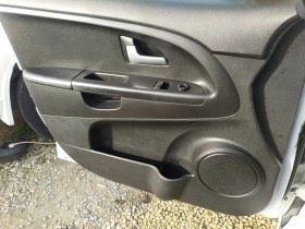 Kia Venga 1.4i 16v, снимка 13