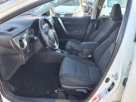Toyota Auris 1.8HYBRID-ЛИЗИНГ, снимка 10