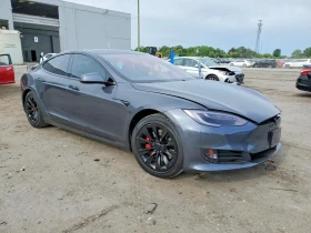 ������ Tesla Model S