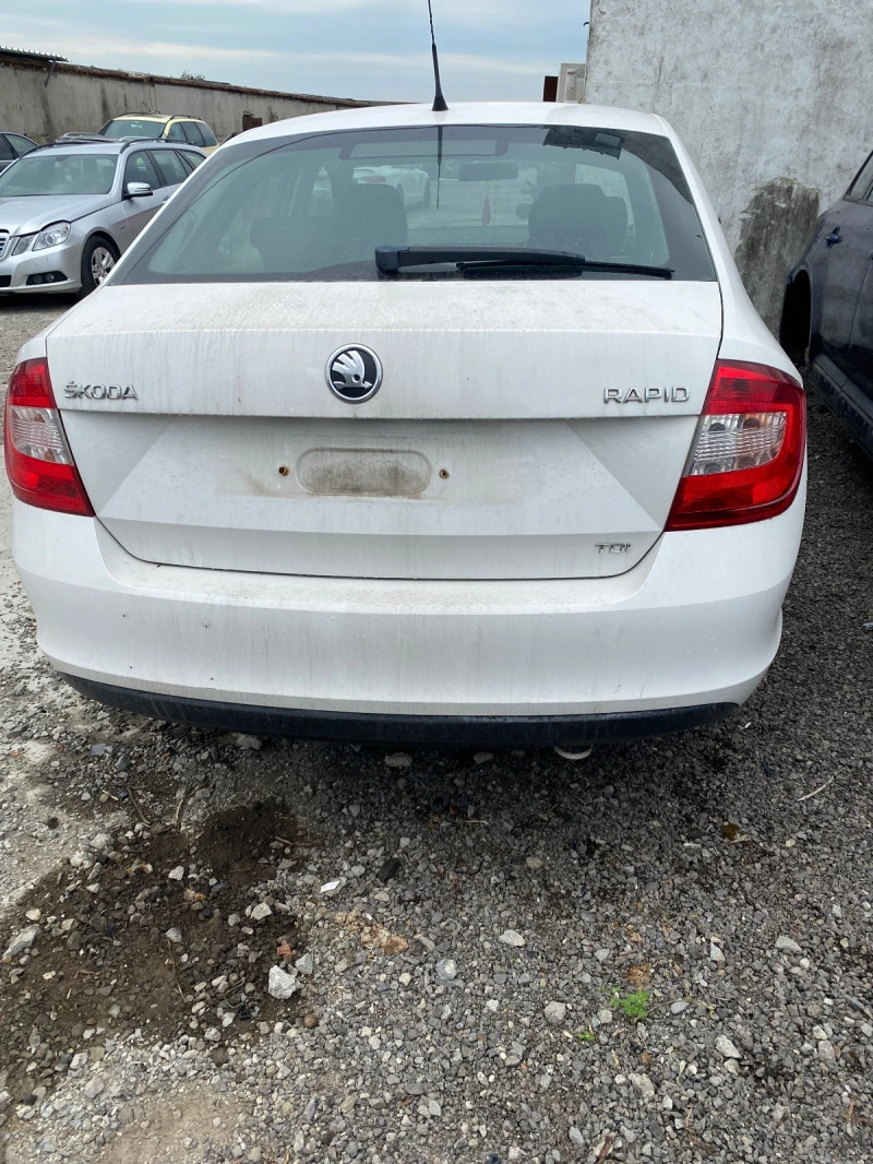 Skoda Rapid 1600, снимка 4 - Автомобили и джипове - 40784477