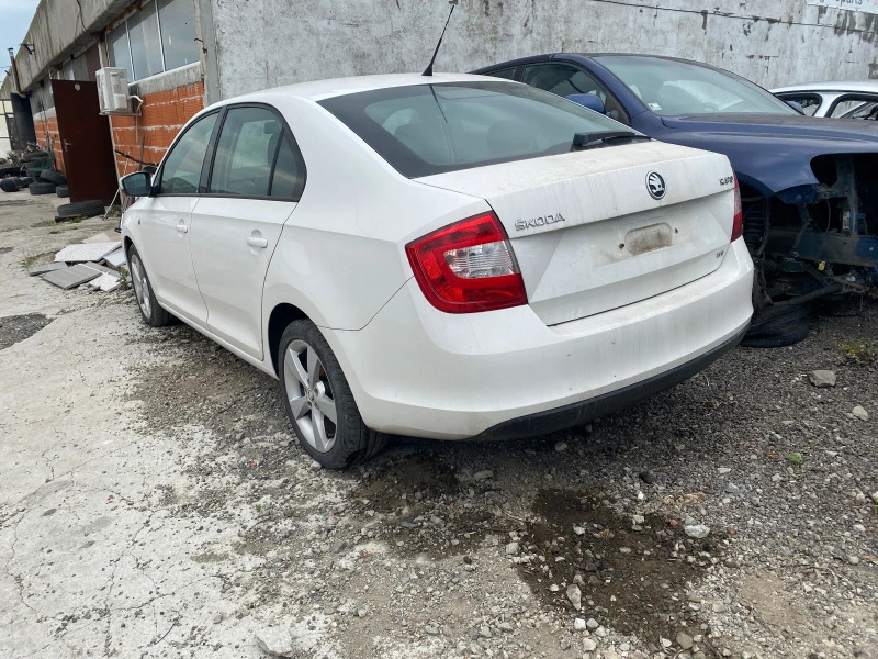 Skoda Rapid 1600, снимка 2 - Автомобили и джипове - 40784477