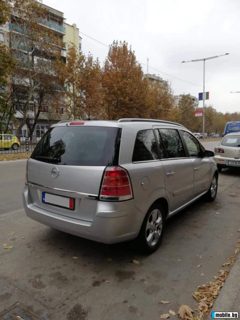 Opel Zafira, снимка 7 - Автомобили и джипове - 47881373